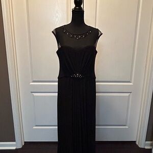 Scarlett Elegant Black Evening Gown